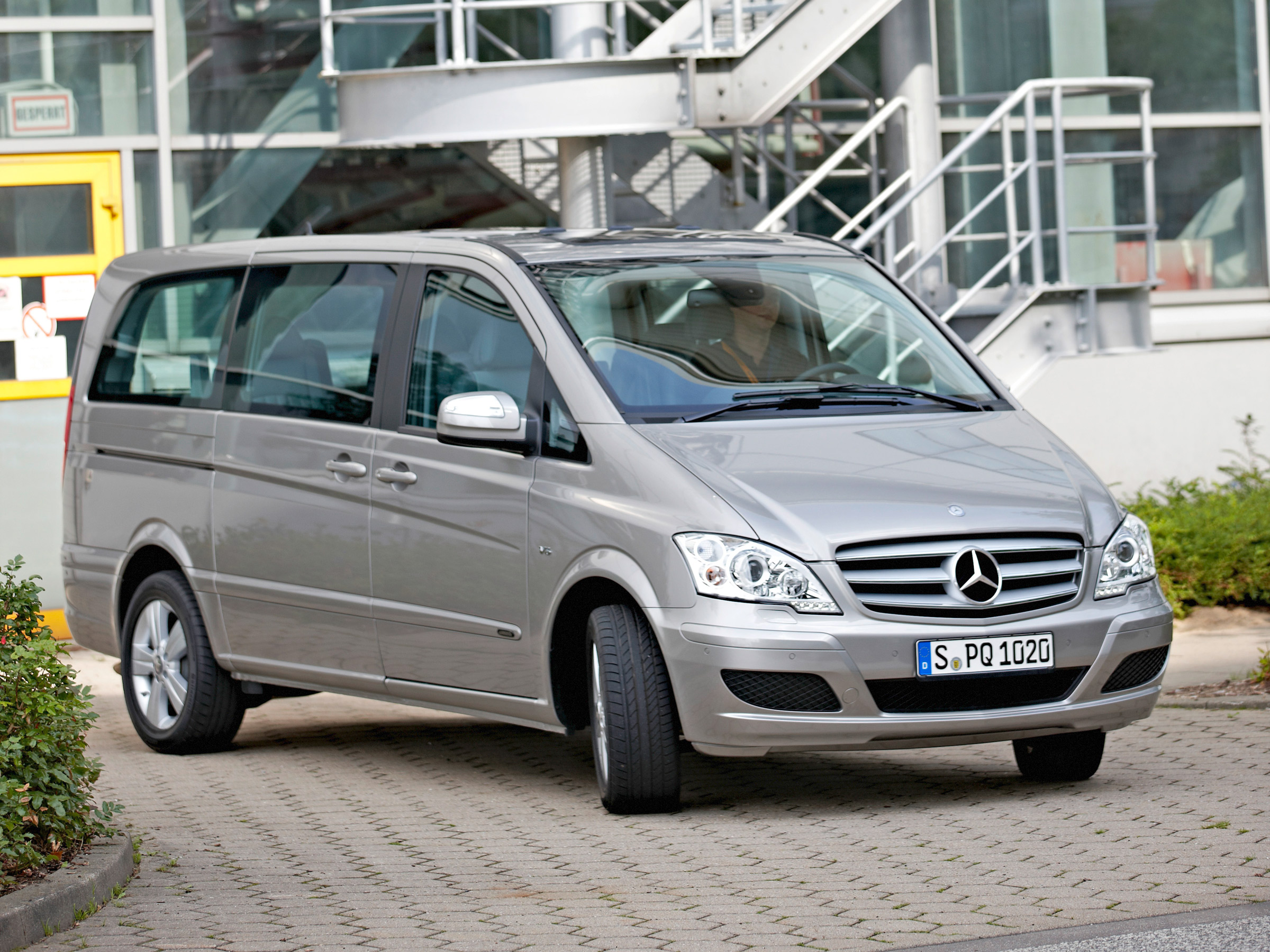 mercedes-benz viano